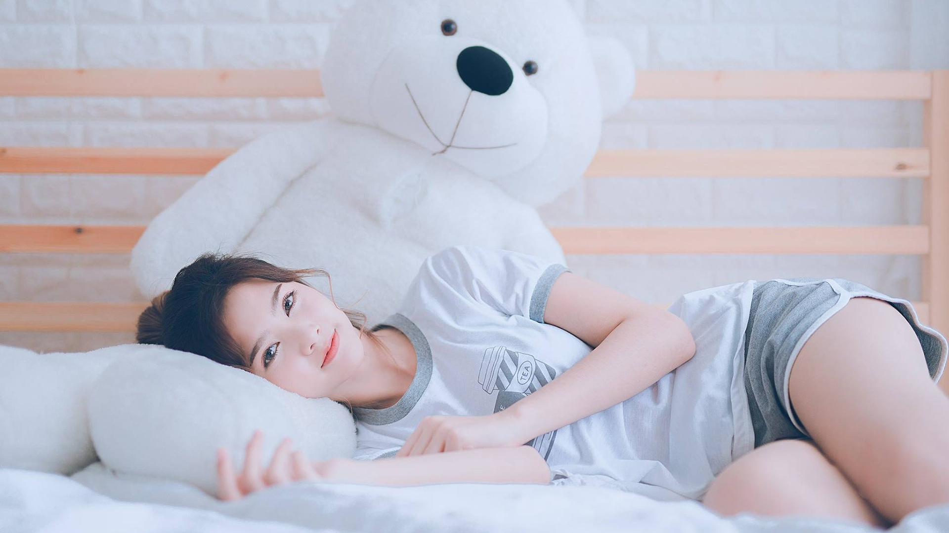 西班牙球队发挥出色,取得连胜领先积分榜,西班牙球队排名