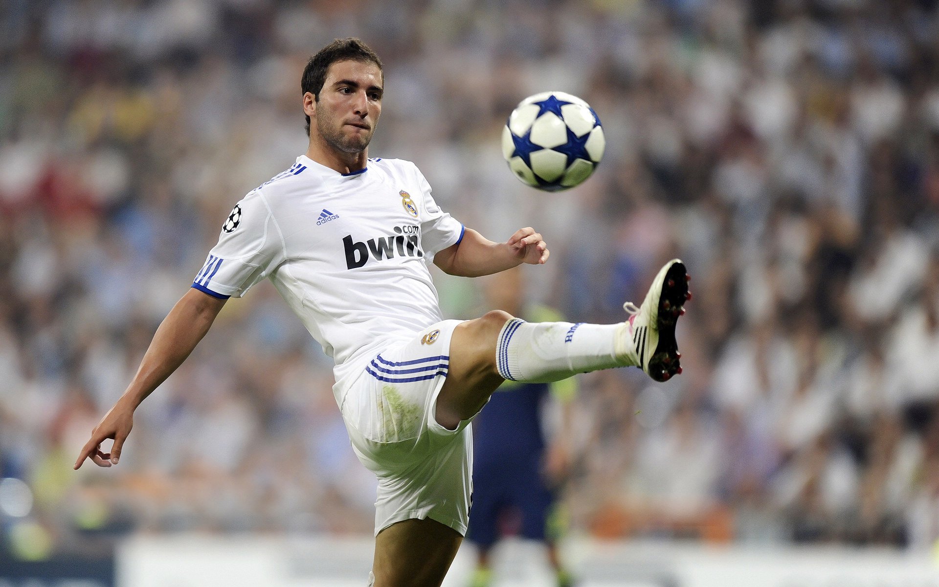 西班牙球员加尔门迪亚成为“篮球无国界”训练营代表