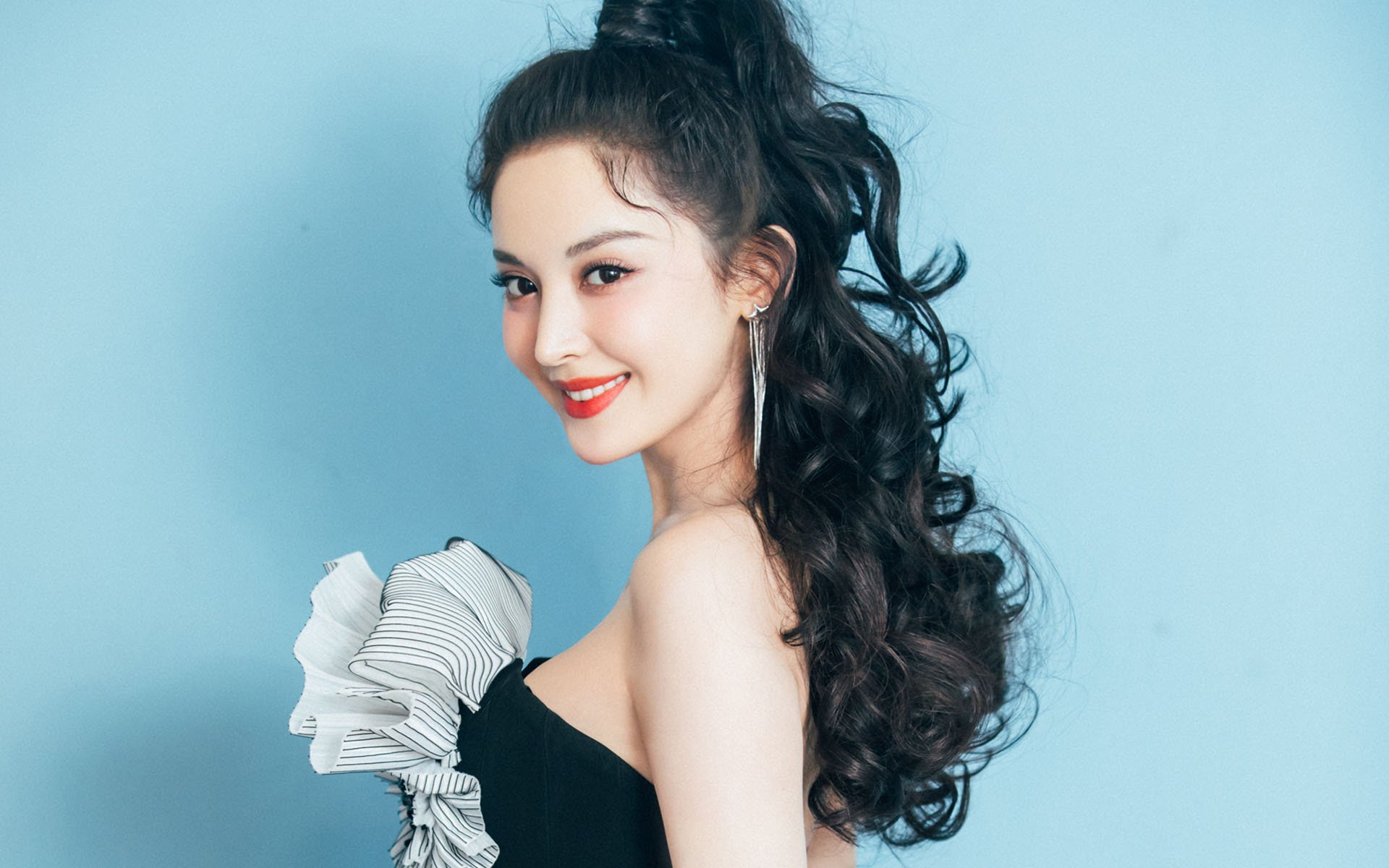 体育+旅游新模式推动足球文化产业发展,足球体育产业方案